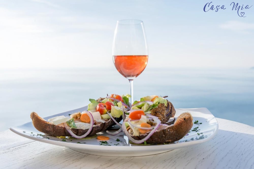 CASA MIA RESTAURANT