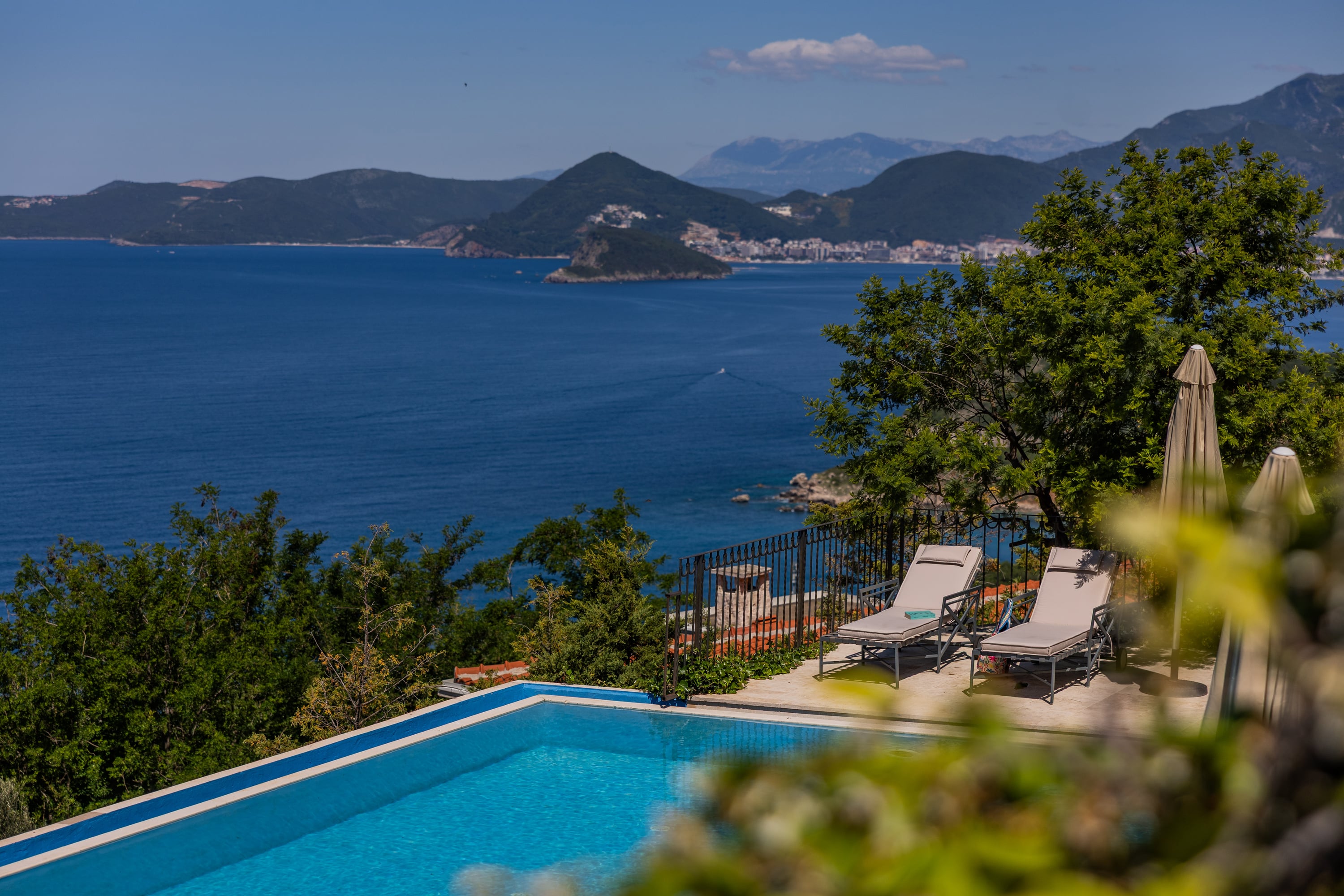 Castello degli Aranci Eco Resort — view over the estate and sea